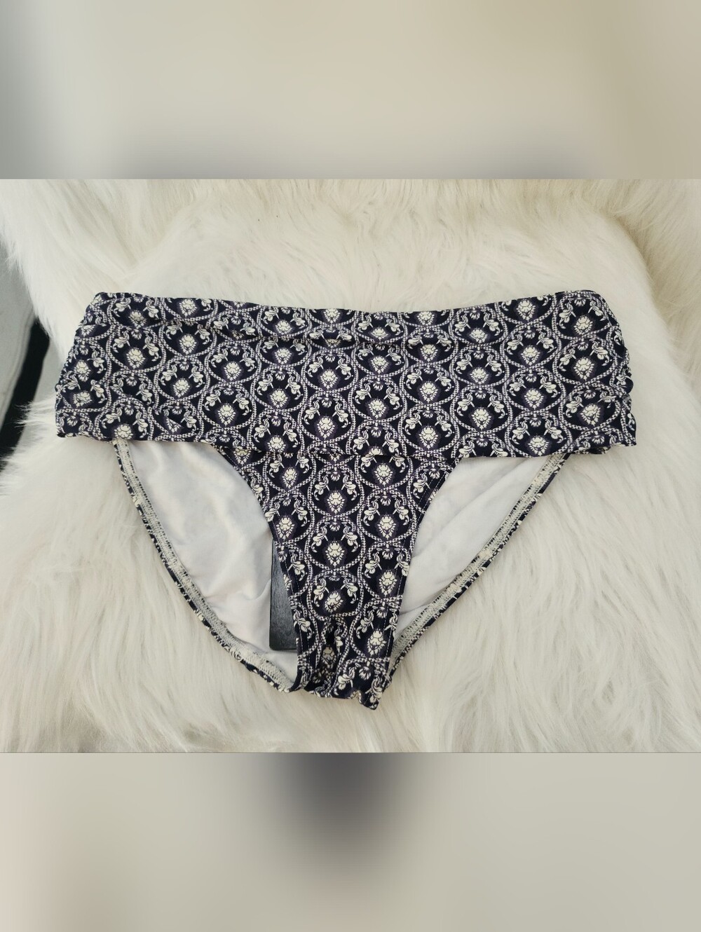 NWT Bondeye Australia Navy Floral Printed Bikini Bottoms, Size 6 High Waist